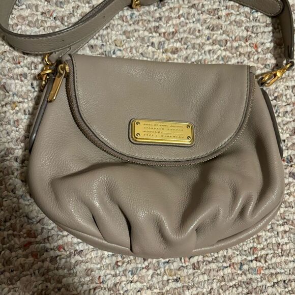 MARC by Marc Jacobs Q Natasha Leather Crossbody Bag - Picture 8 of 10